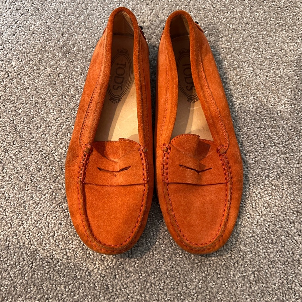 Tods orange driving loafers. Size 38.5. Bought in Rome